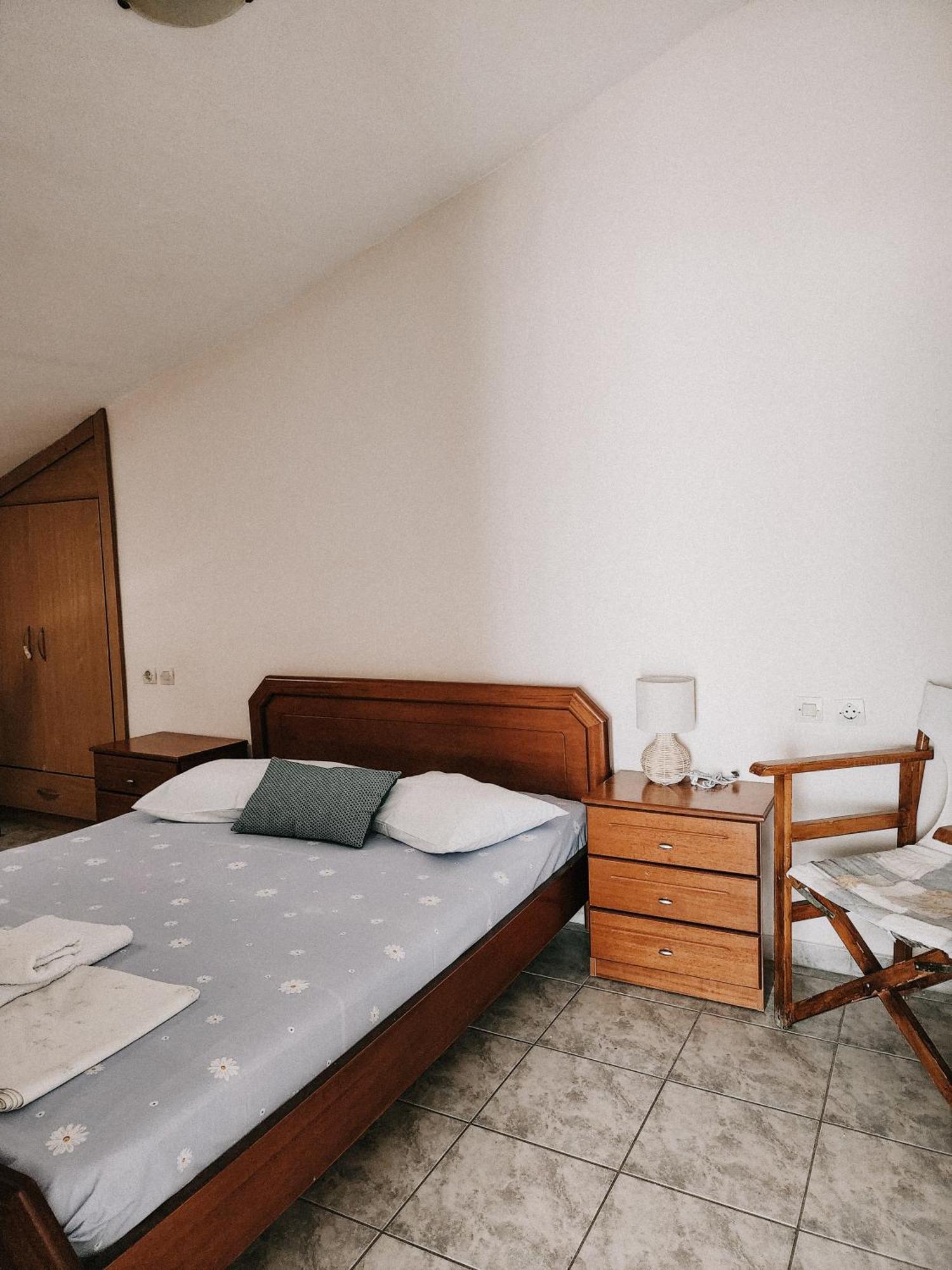 Aktaion Hotel Skala Alykis Bilik gambar